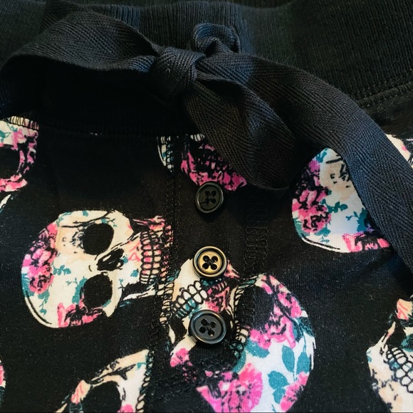 NWT TORRID Floral Skull Sleep Jogger - Picture 5 of 9